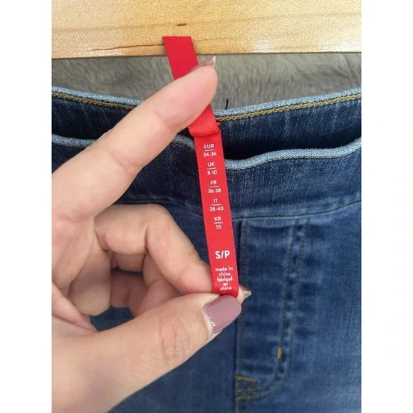 Spanx Jean-ish Ankle Leggings Dark Wash Distressed Raw Hem Skinny Jeans Small - Picture 7 of 9